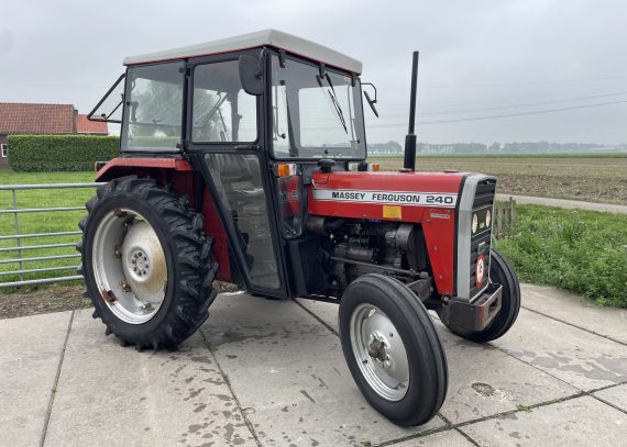 Massey Ferguson 240 SCHUURVONDST!!