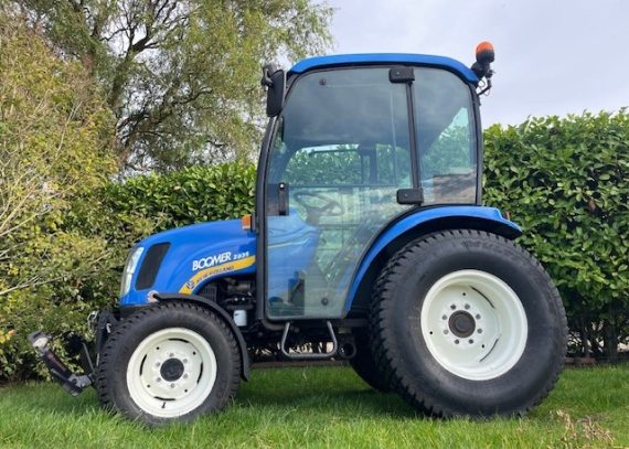 New Holland Boomer 2035HST