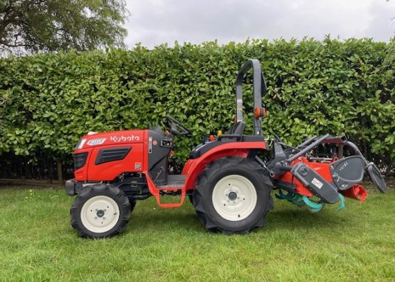 Kubota JB13x met frees Demo tractor 11uur!