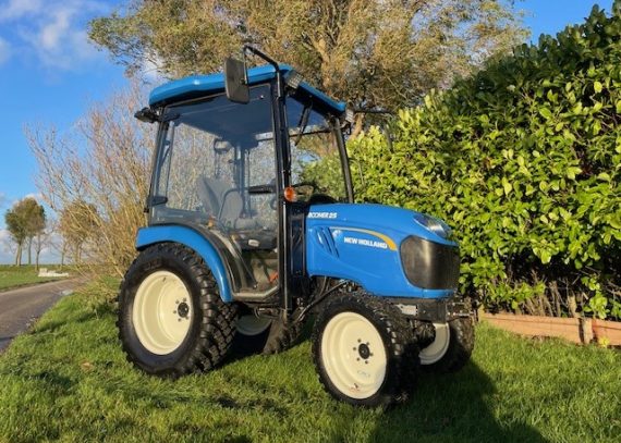 New Holland Boomer 25 Nieuwstaat!