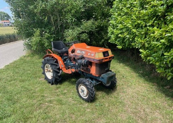 Kubota B1-10 4WD
