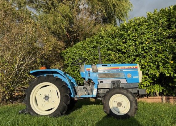 Mitsubishi MT1601 4WD