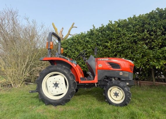 Kubota T240D 4WD