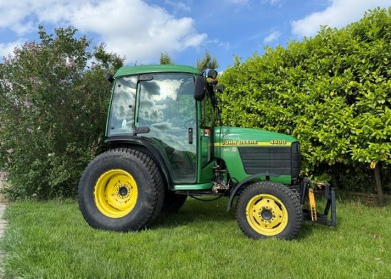 John Deere 4400 HST